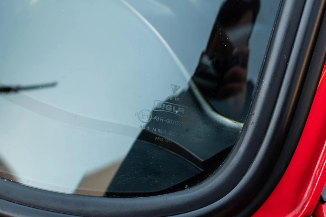 1986 Porsche 911 Carrera 3.2 - Image 22 of 31