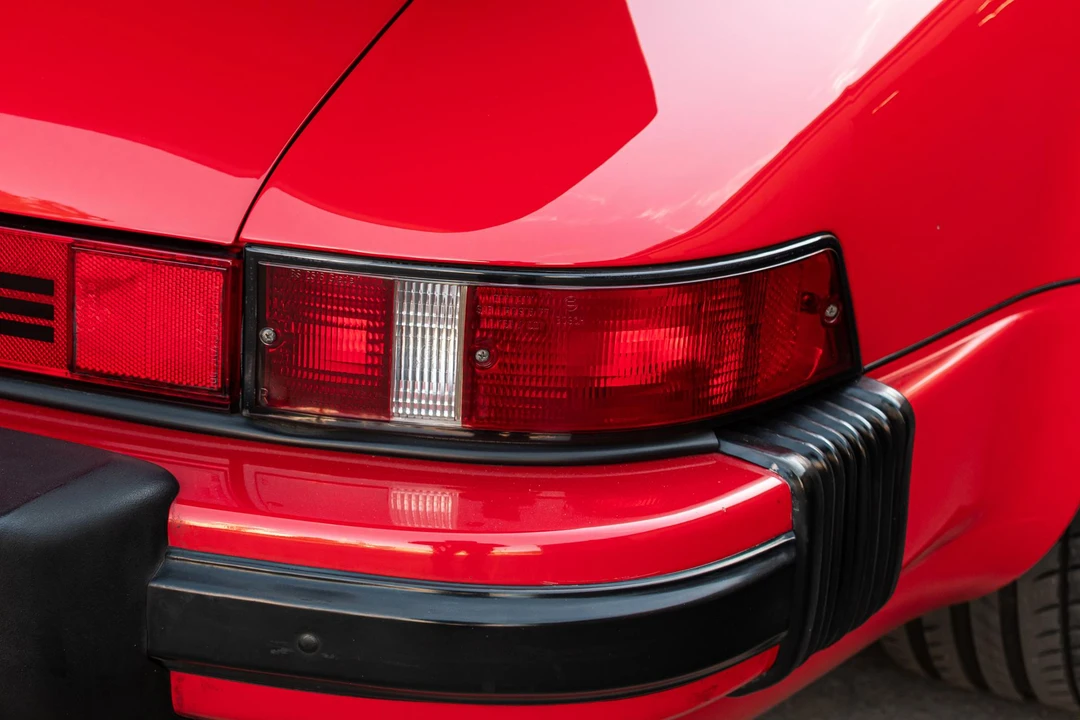 1986 Porsche 911 Carrera 3.2 - Image 19 of 31