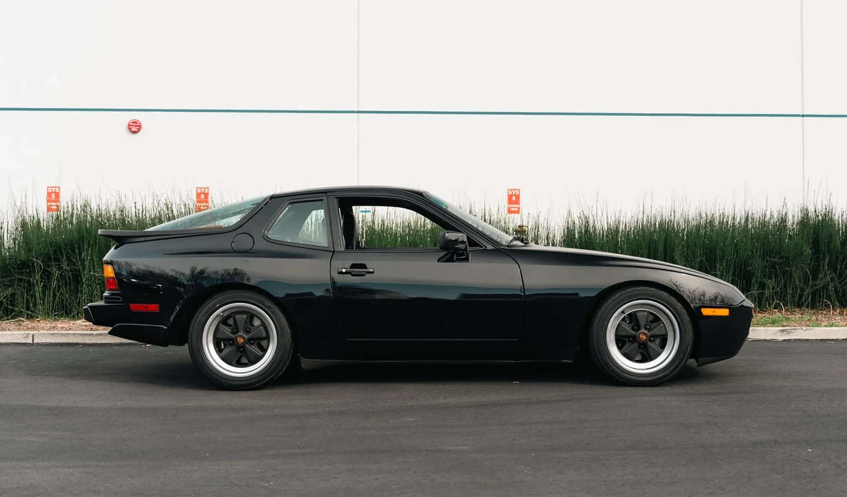 1986 Porsche 944 Turbo - Image 15 of 31