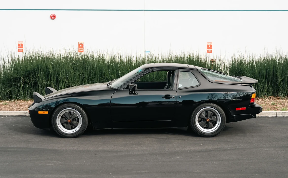 1986 Porsche 944 Turbo - Image 10 of 31