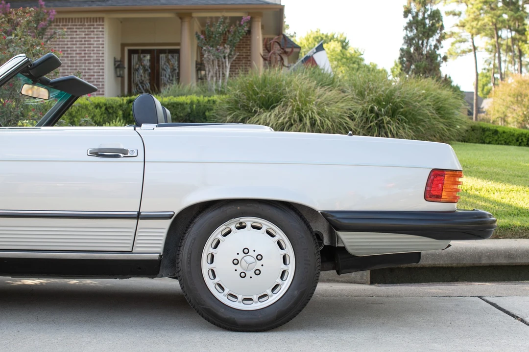 1987 Mercedes-Benz R107 SL-Class - Image 22 of 31