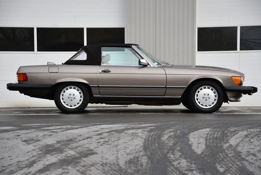 1987 Mercedes-Benz R107 SL-Class - Image 13 of 31