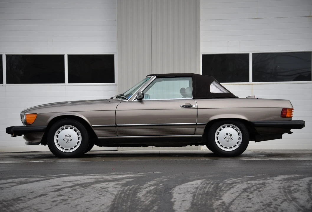1987 Mercedes-Benz R107 SL-Class - Image 9 of 31