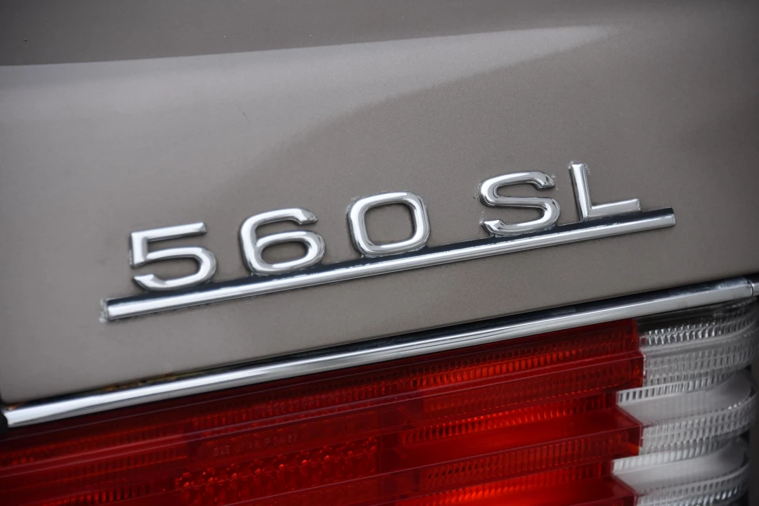 1987 Mercedes-Benz R107 SL-Class - Image 18 of 31
