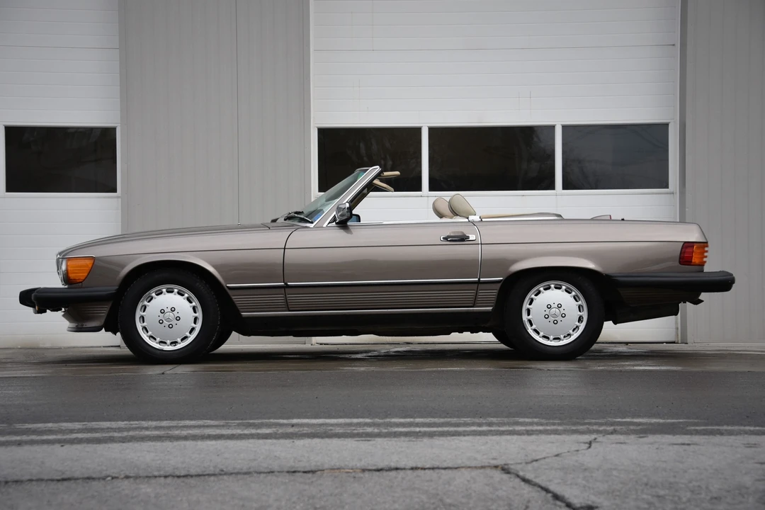 1987 Mercedes-Benz R107 SL-Class - Image 3 of 31