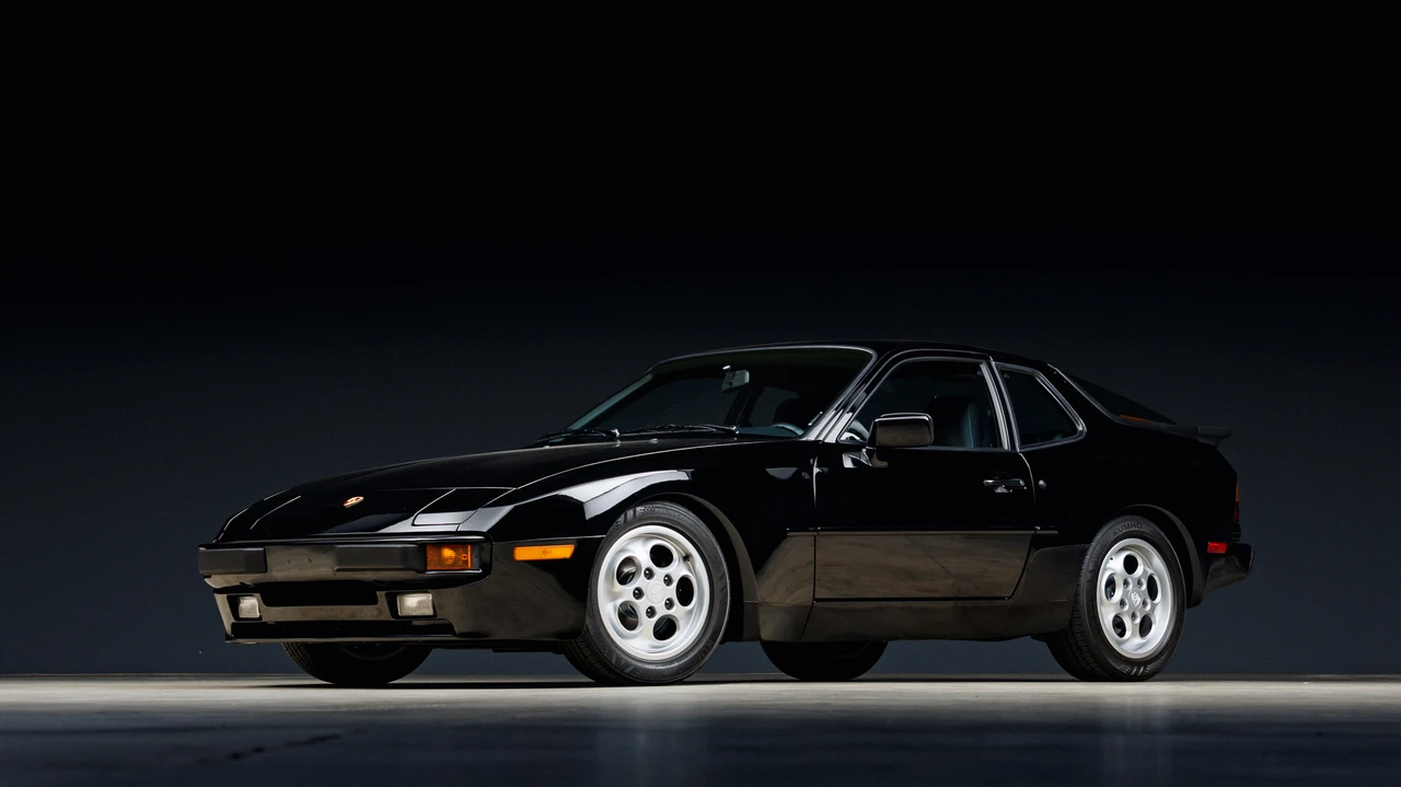 1987 Porsche 944 - Image 10 of 31