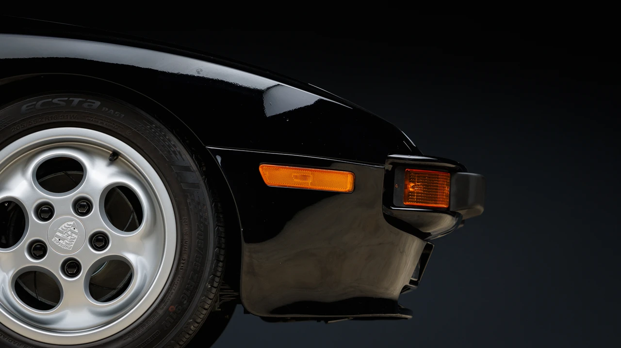 1987 Porsche 944 - Image 29 of 31