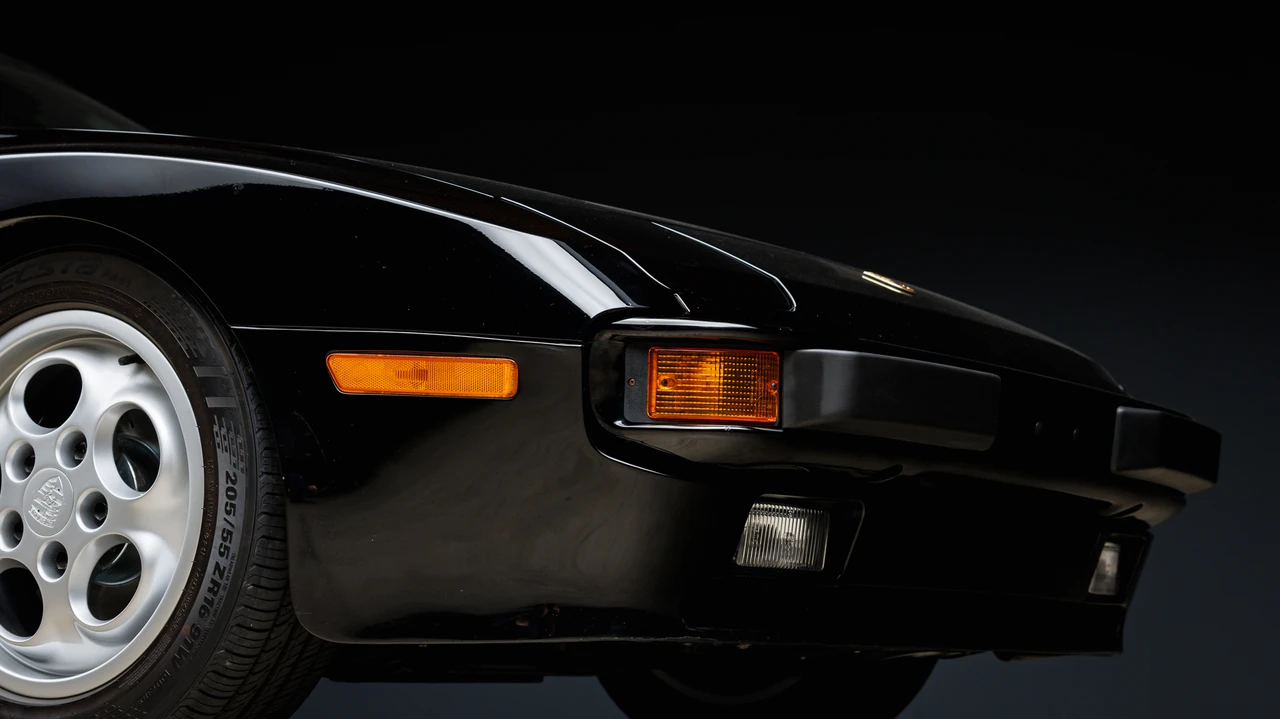 1987 Porsche 944 - Image 30 of 31