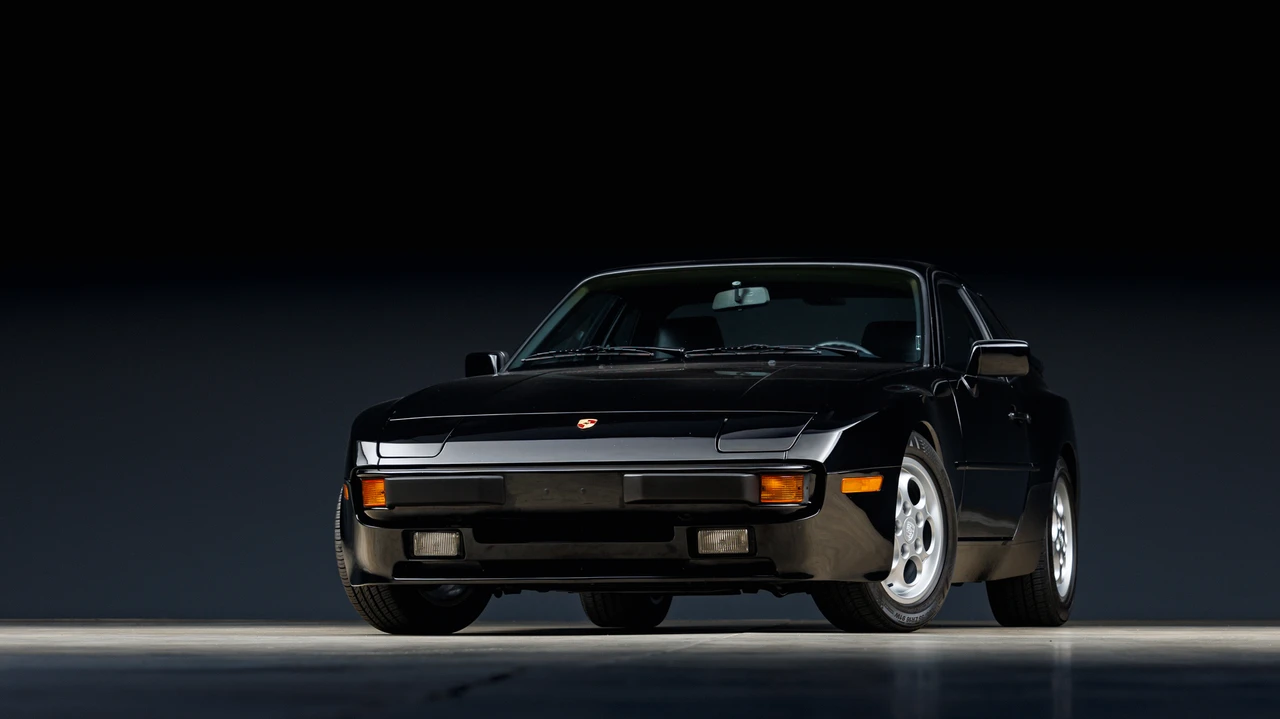 1987 Porsche 944 - Image 7 of 31