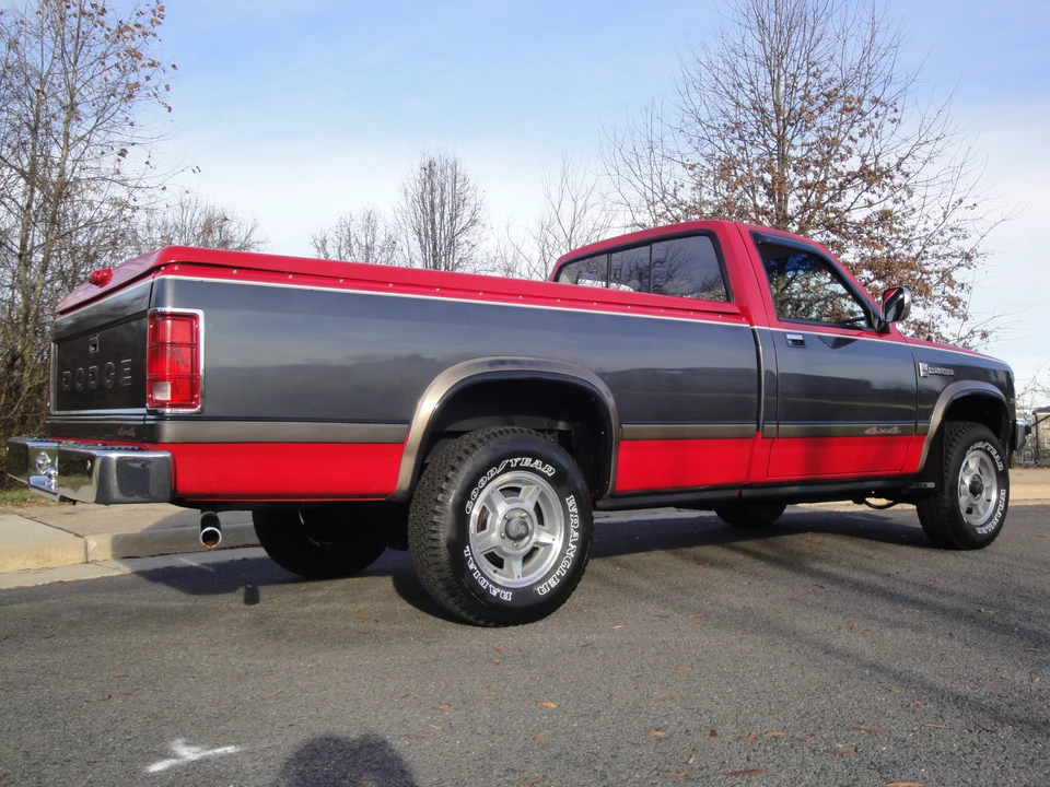 1988 Dodge Dakota 1st Gen - Image 21 of 31