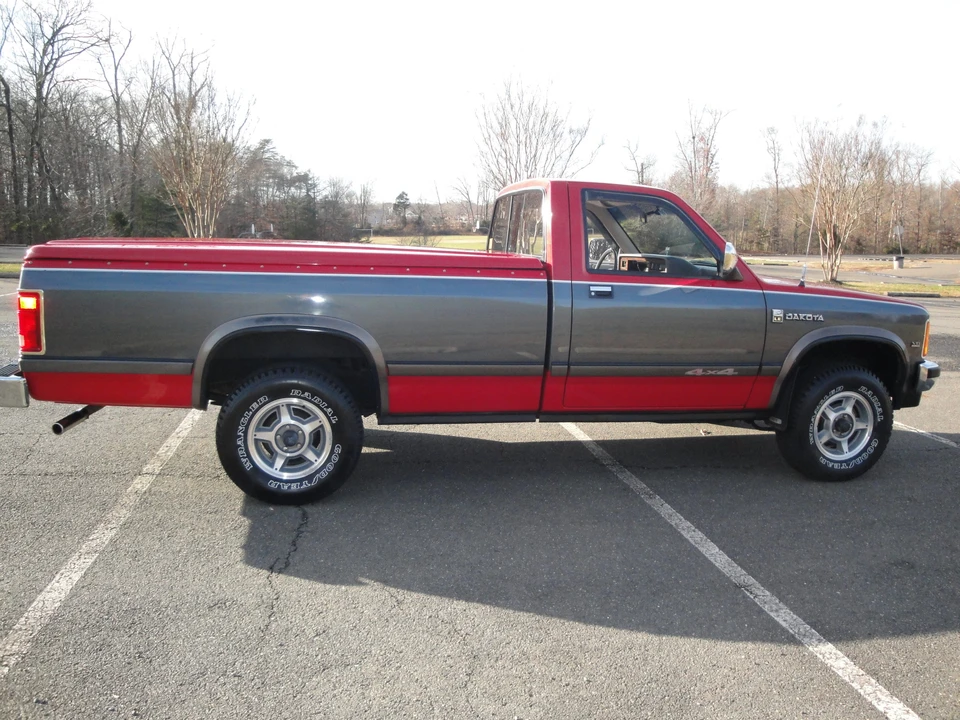 1988 Dodge Dakota 1st Gen - Image 25 of 31