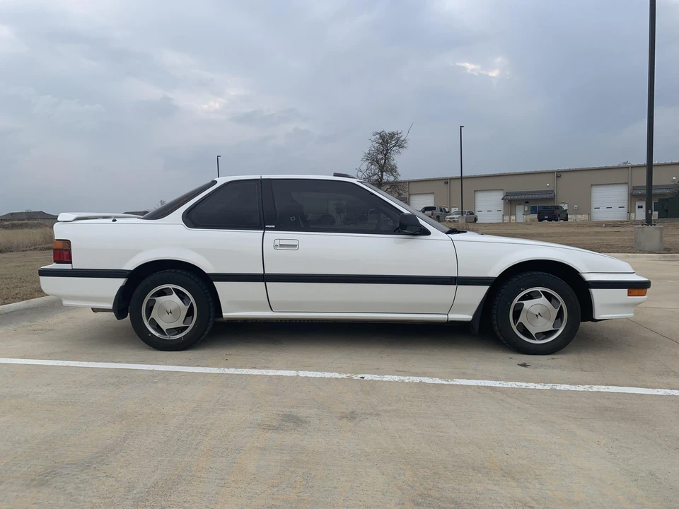 1989 Honda Prelude 3rd Gen - Image 13 of 31