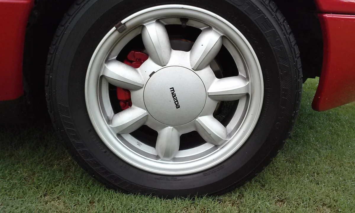 1990 Mazda NA MX-5 Miata - Image 15 of 31