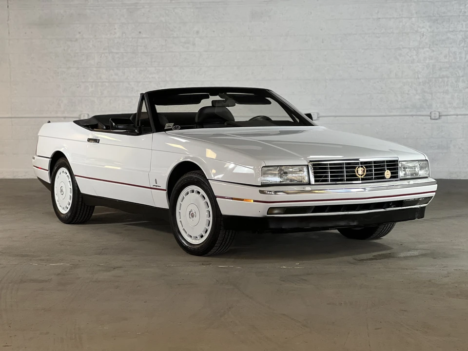 1991 Cadillac Allante - Image 31 of 31
