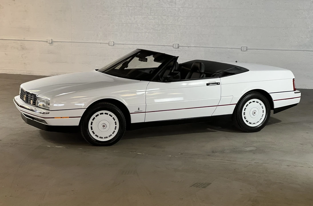 1991 Cadillac Allante - Image 6 of 31