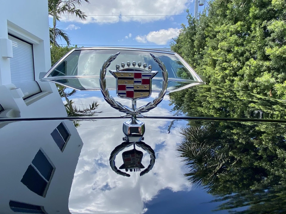 1991 Cadillac Brougham - Image 29 of 31