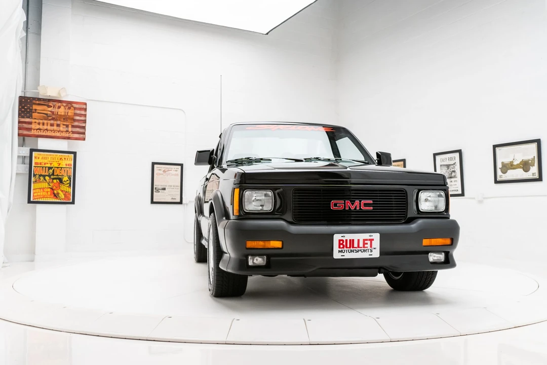 1991 GMC Syclone - Image 4 of 31