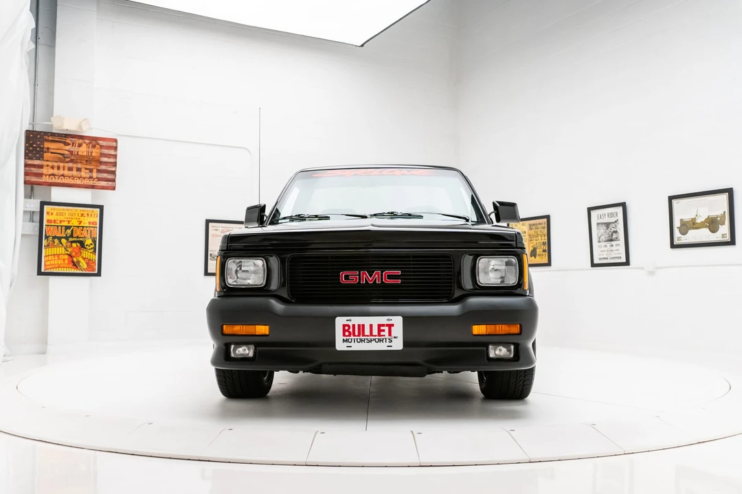 1991 GMC Syclone - Image 5 of 31
