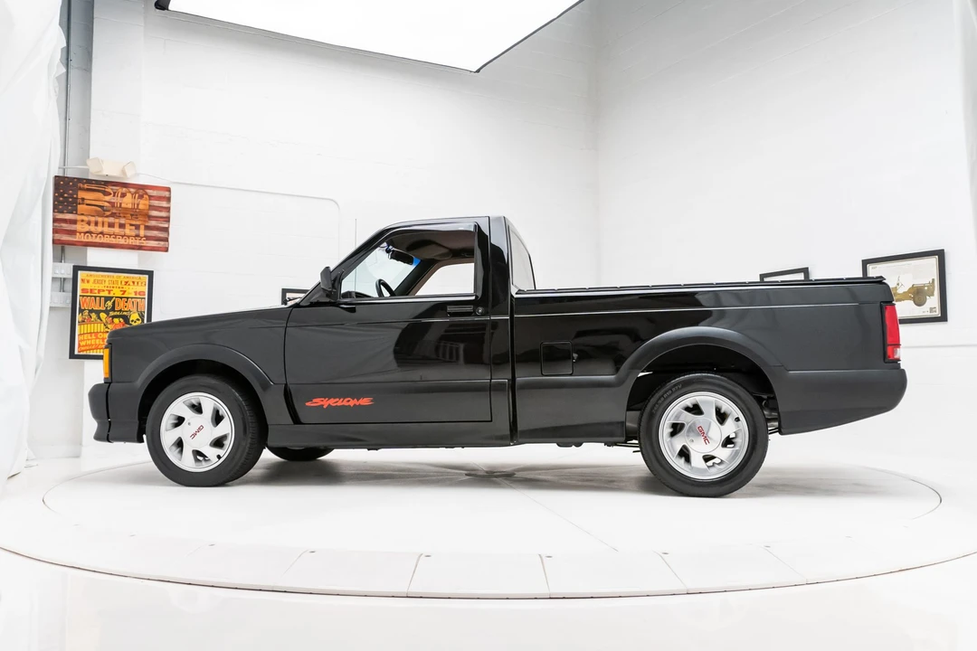 1991 GMC Syclone - Image 9 of 31