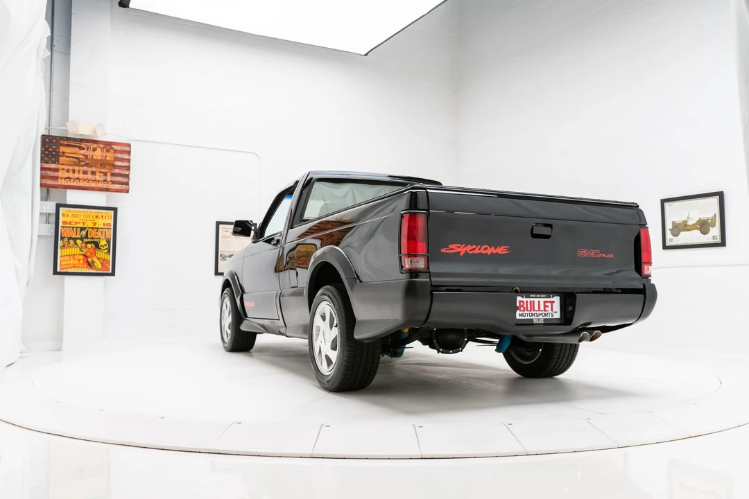 1991 GMC Syclone - Image 12 of 31