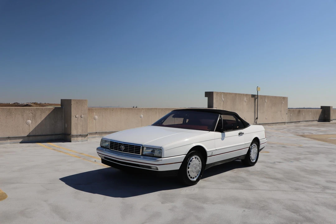 1992 Cadillac Allante - Image 3 of 31