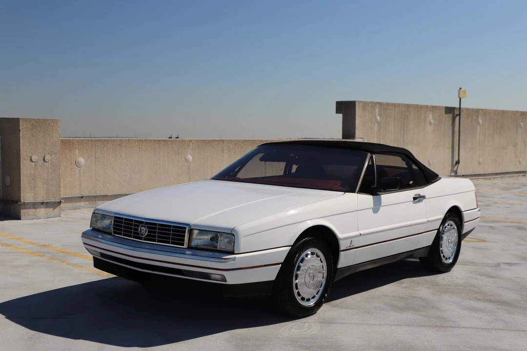 1992 Cadillac Allante - Image 5 of 31