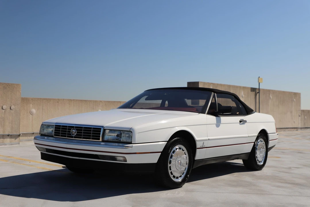 1992 Cadillac Allante - Image 6 of 31