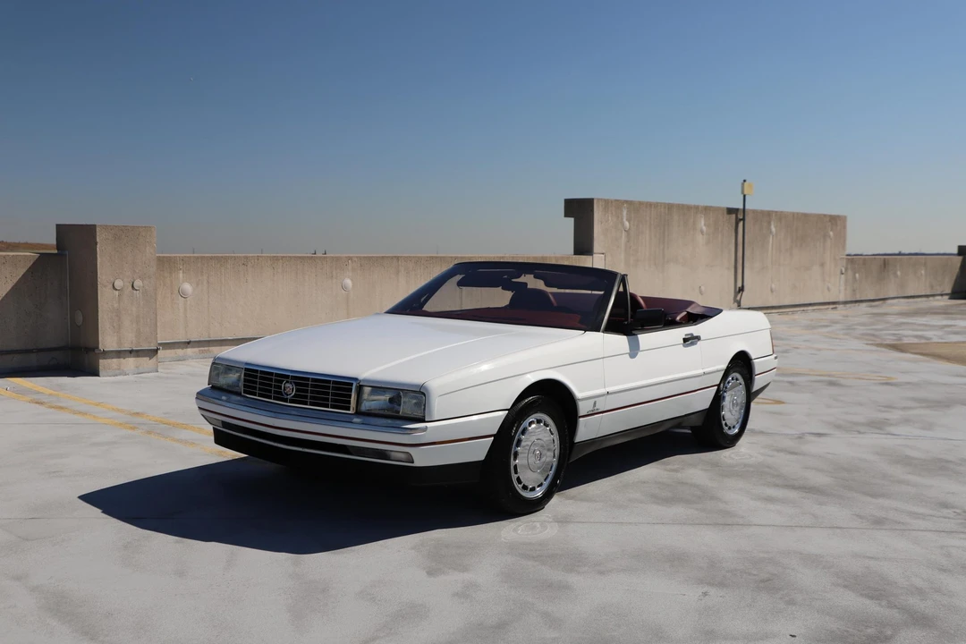 1992 Cadillac Allante - Image 24 of 31