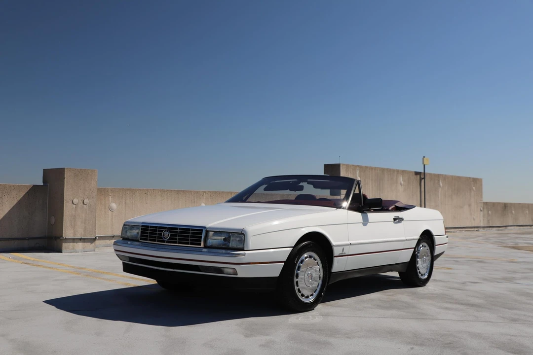 1992 Cadillac Allante - Image 23 of 31
