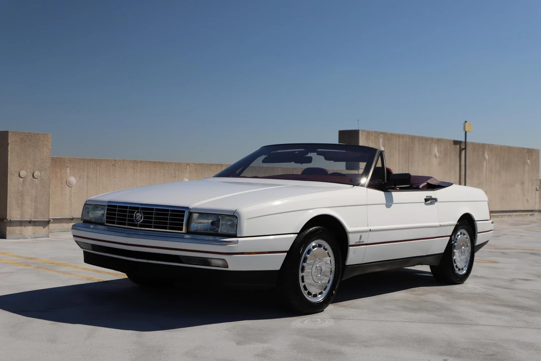 1992 Cadillac Allante - Image 22 of 31