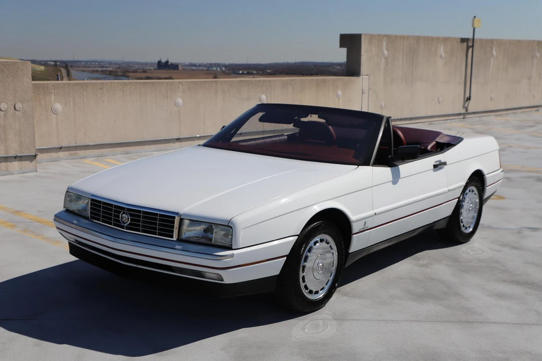 1992 Cadillac Allante - Image 21 of 31