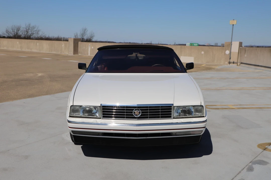 1992 Cadillac Allante - Image 8 of 31