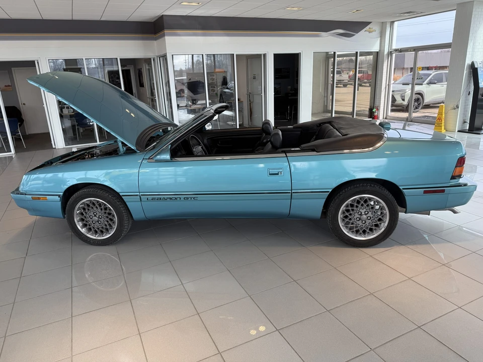 1992 Chrysler LeBaron - Image 18 of 31