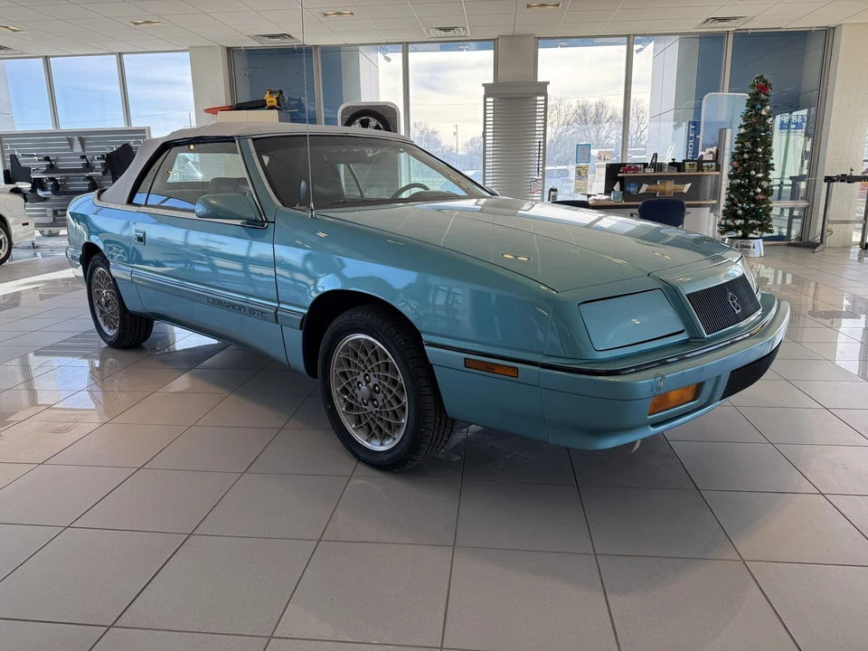 1992 Chrysler LeBaron - Image 10 of 31