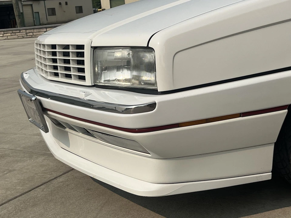 1993 Cadillac Allante - Image 19 of 31