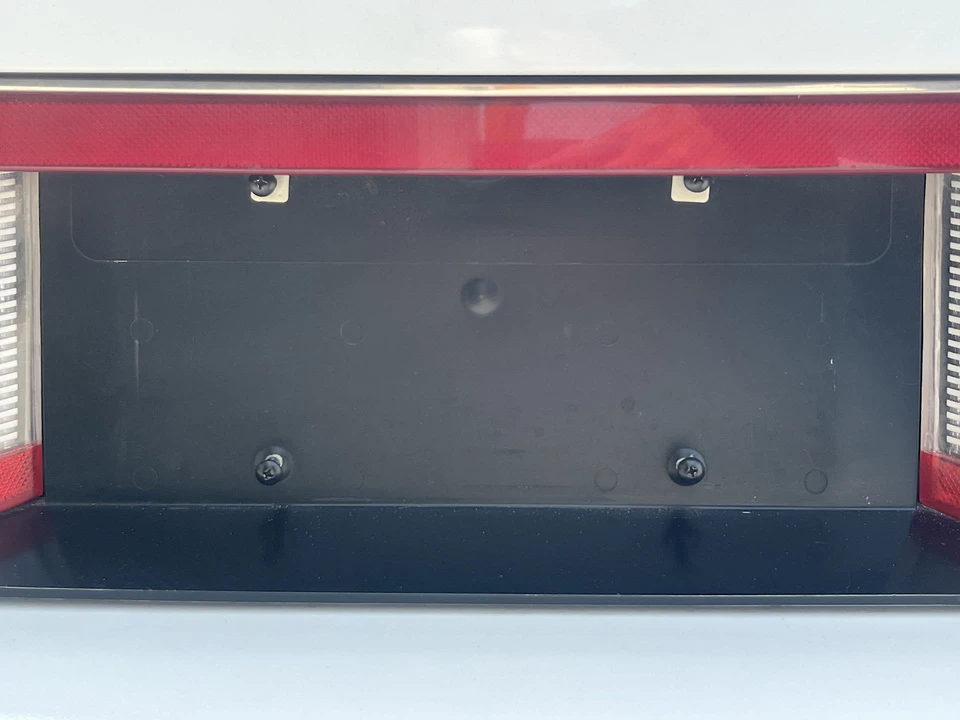 1993 Cadillac Allante - Image 31 of 31