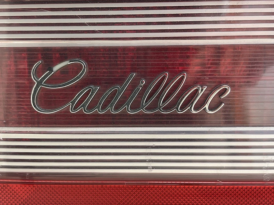 1993 Cadillac Allante - Image 28 of 31