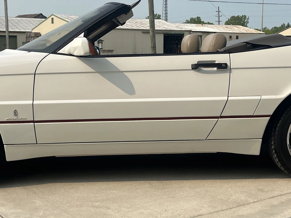 1993 Cadillac Allante - Image 22 of 31
