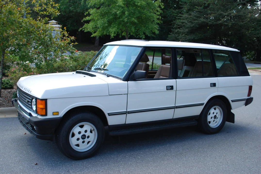 1993 Land Rover Range Rover Classic - Image 13 of 31