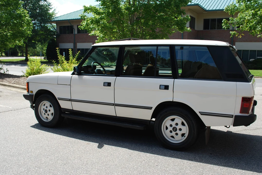 1993 Land Rover Range Rover Classic - Image 15 of 31
