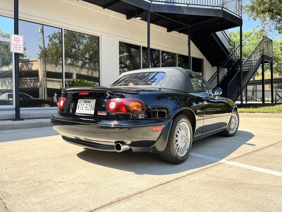 1993 Mazda NA MX-5 Miata - Image 6 of 31