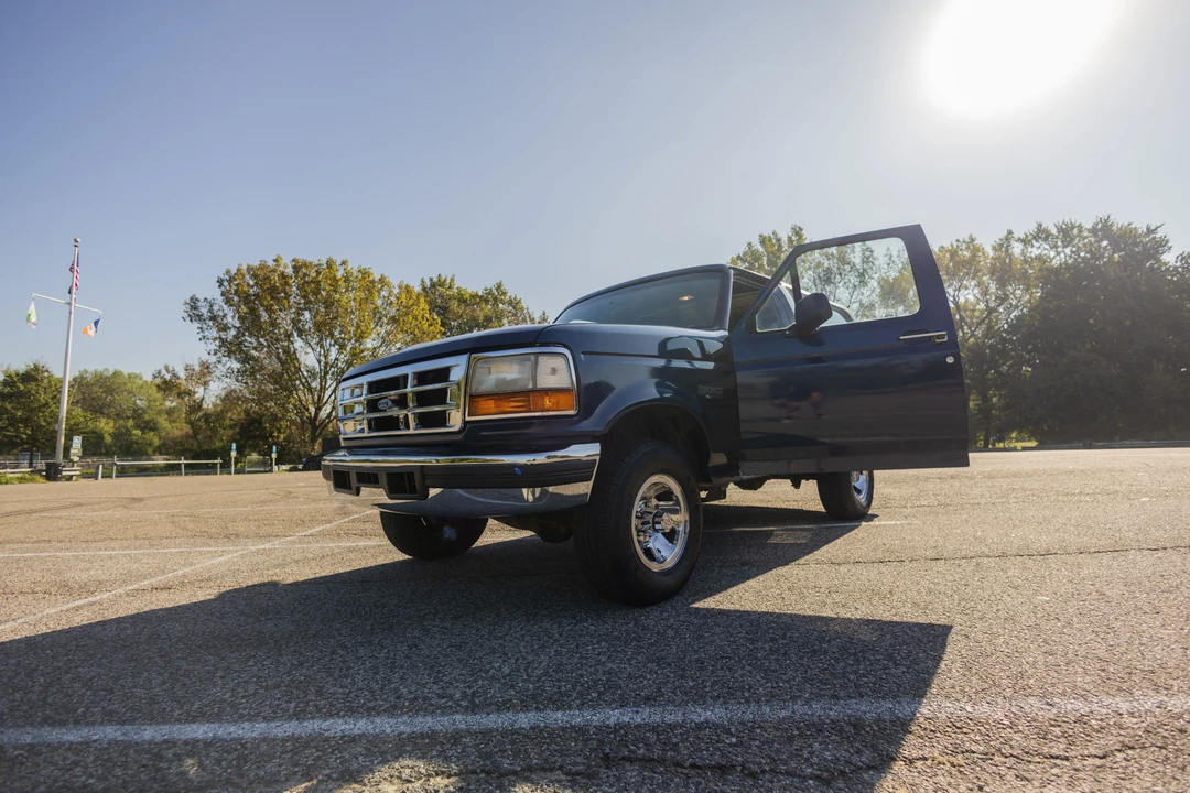 1994 Ford Bronco 5th Gen - Image 15 of 31
