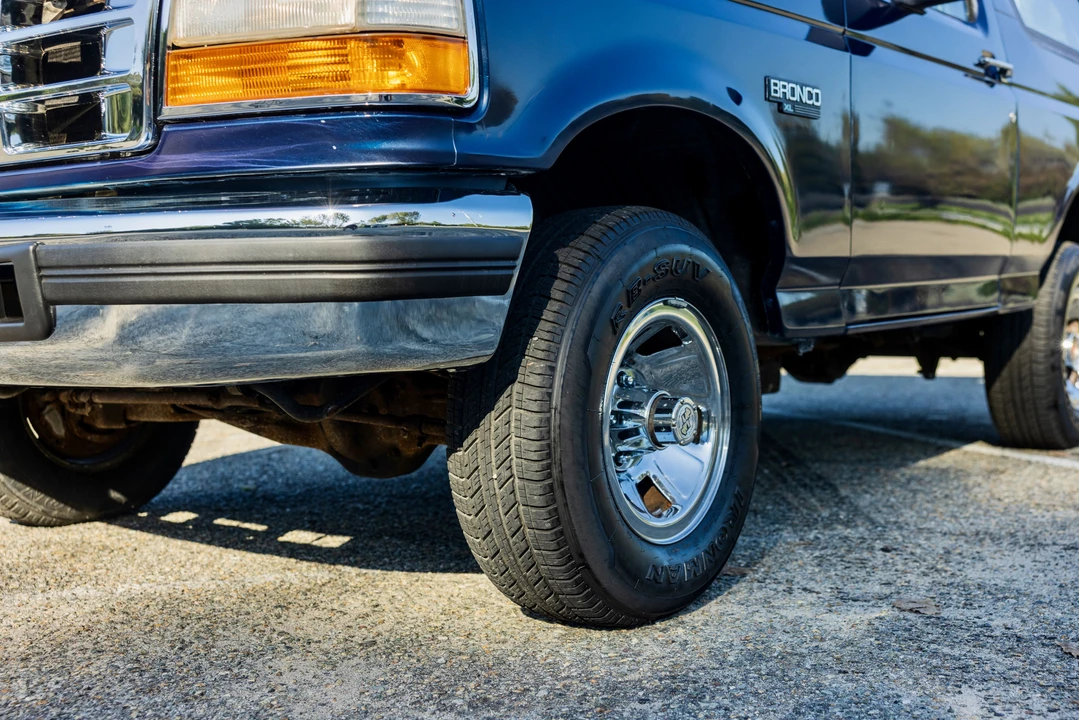 1994 Ford Bronco 5th Gen - Image 26 of 31