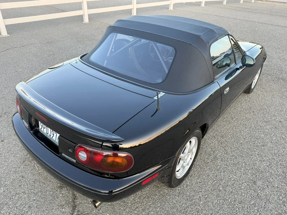 1994 Mazda NA MX-5 Miata - Image 19 of 31