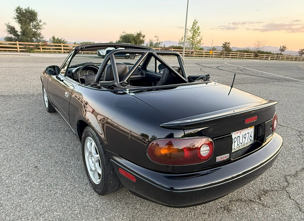1994 Mazda NA MX-5 Miata - Image 9 of 31