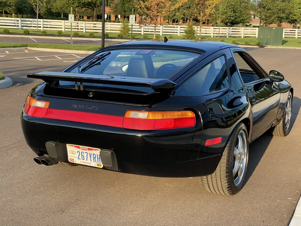 1994 Porsche 928 GTS - Image 12 of 31