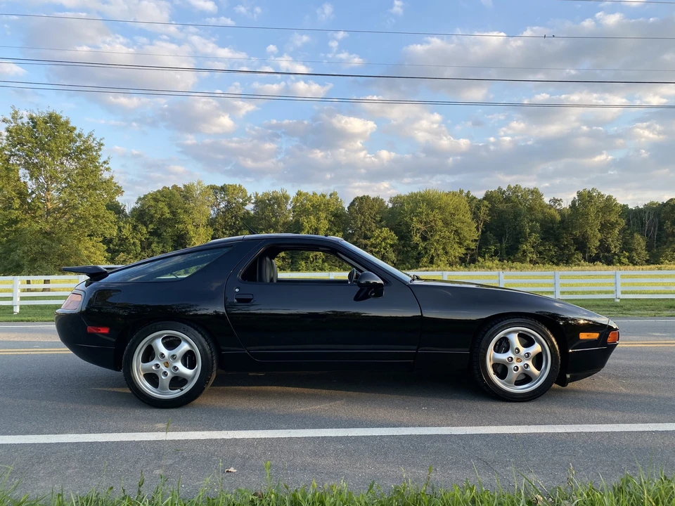 1994 Porsche 928 GTS - Image 14 of 31