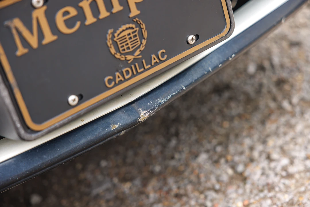 1995 Cadillac DeVille 7th Gen - Image 19 of 31