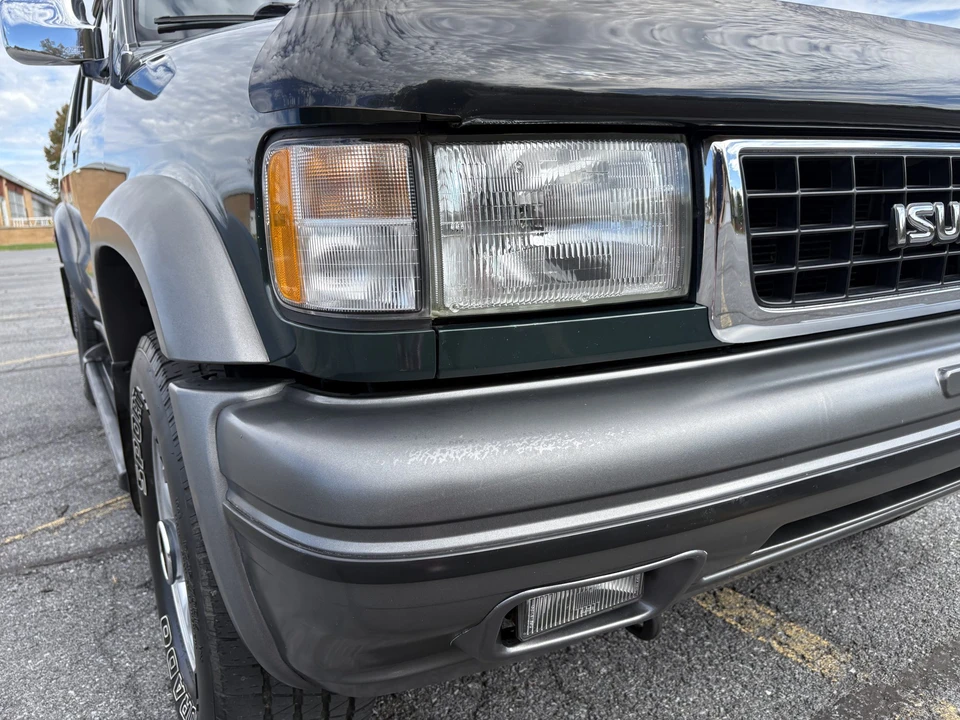 1995 Isuzu Trooper - Image 23 of 31