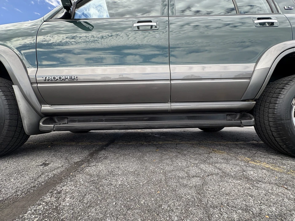 1995 Isuzu Trooper - Image 13 of 31